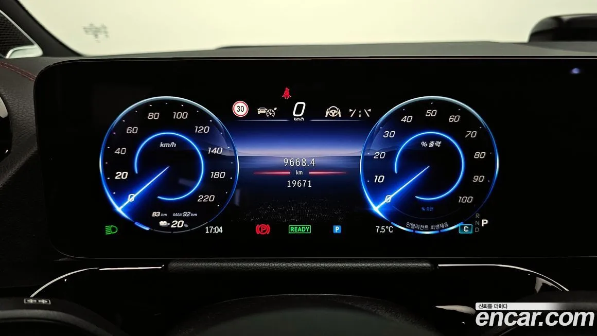 Mercedes-Benz EQA 2024 из KR, фото 8