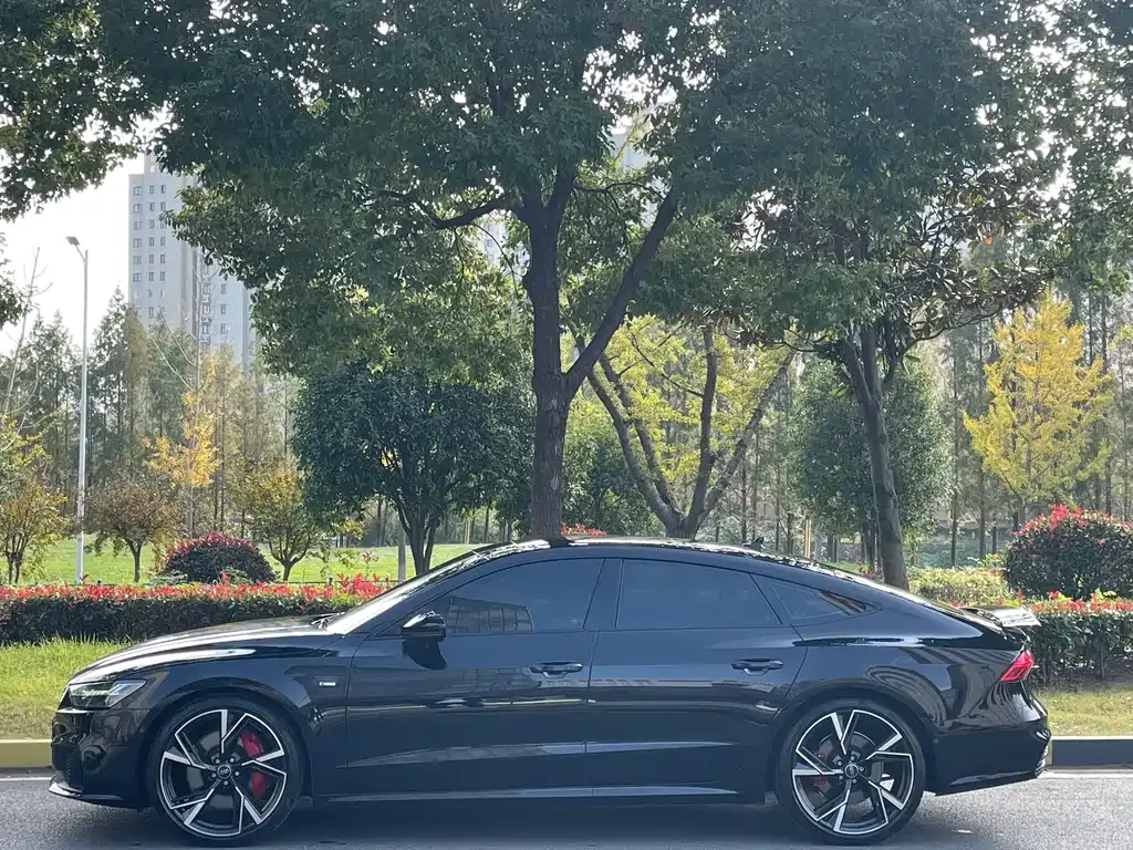 Audi A7 2024 из CN, фото 3