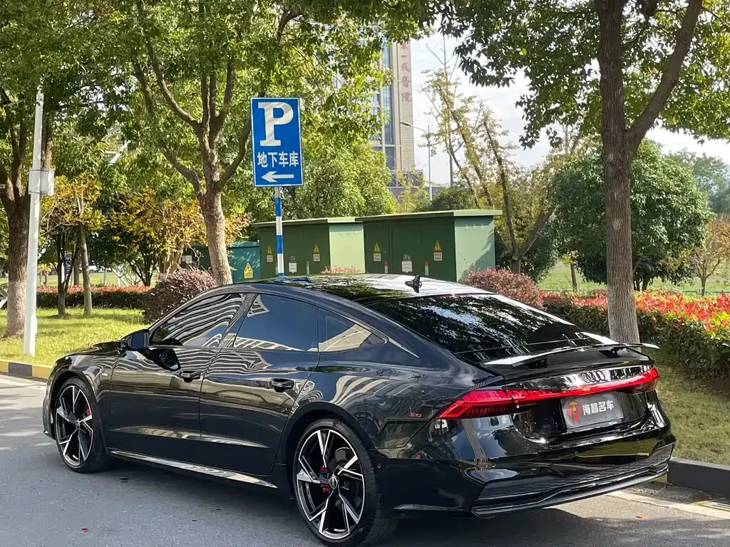 Audi A7 2024 из CN, фото 4