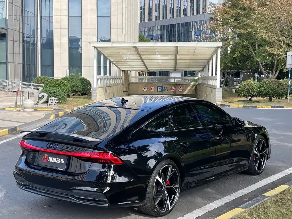 Audi A7 2024 из CN, фото 6