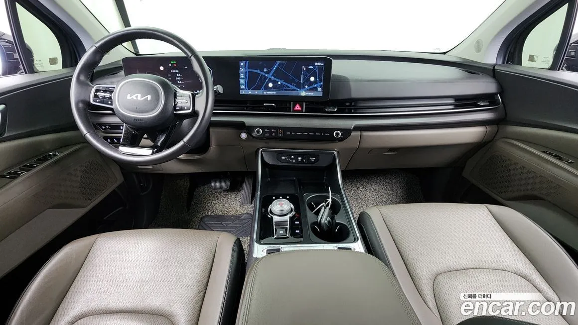 Kia Carnival — фото 7
