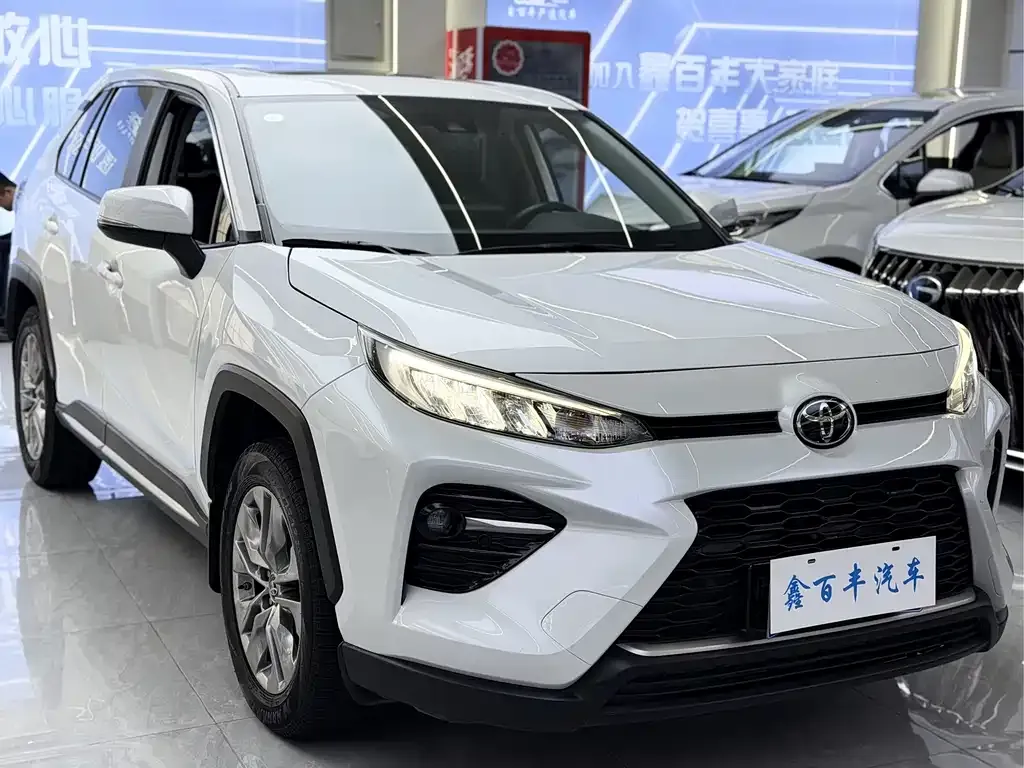 Toyota Wildlander 2022 из CN, фото 3