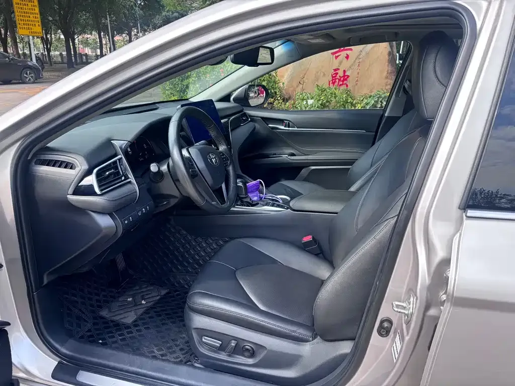 Toyota Camry 2022 из CN, фото 4