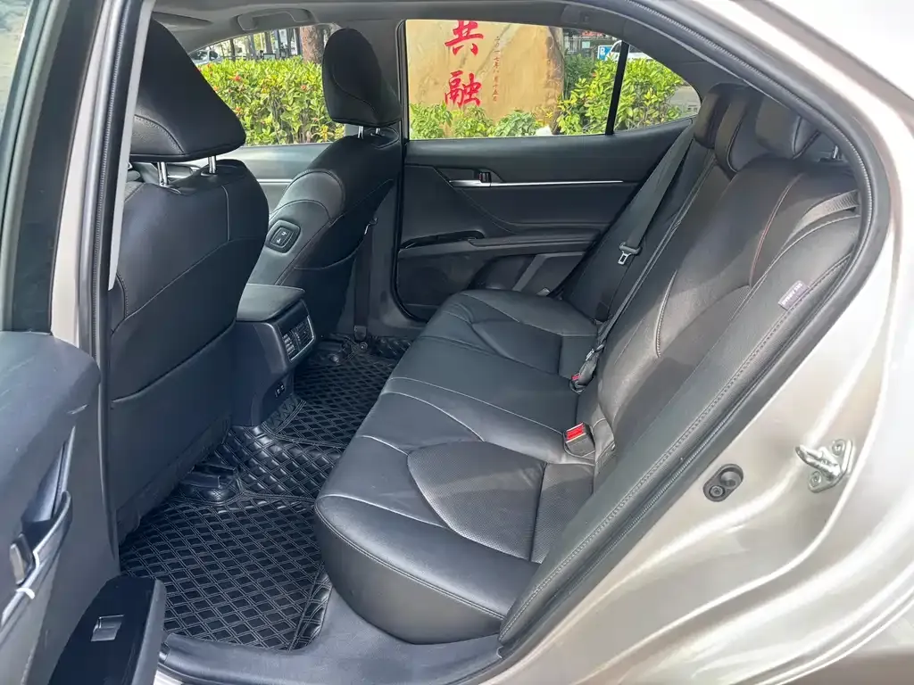 Toyota Camry 2022 из CN, фото 6