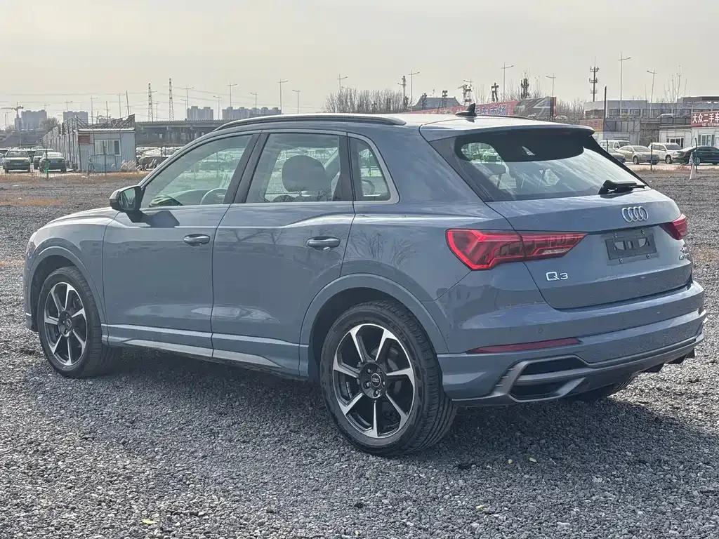 Audi Q3 2023 из CN, фото 7
