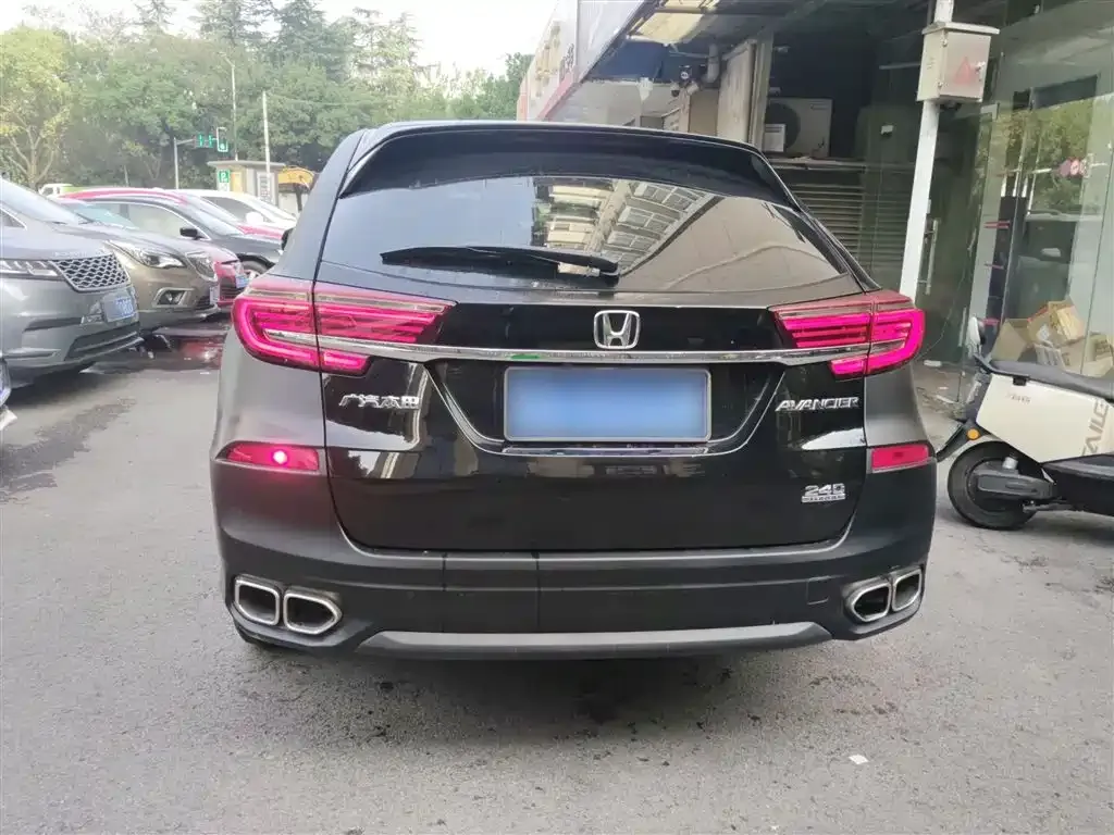 Honda Avancier 2023 из CN, фото 6