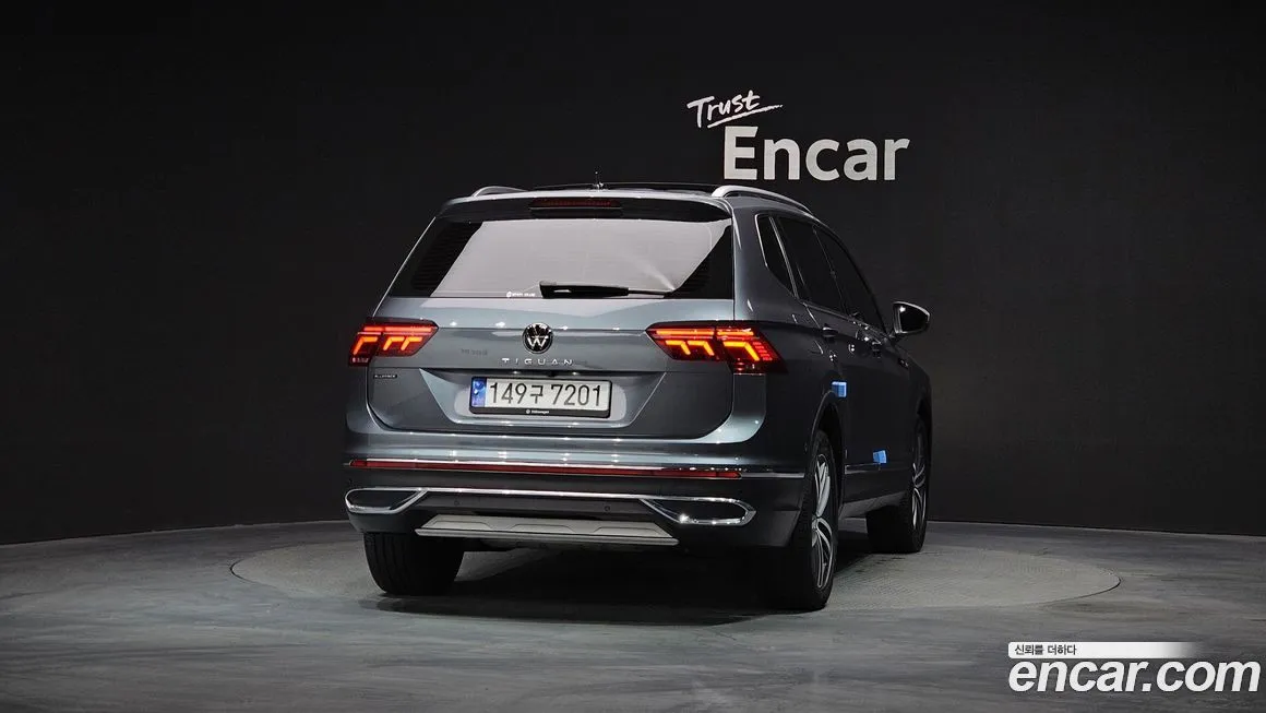 Volkswagen Tiguan — фото 4