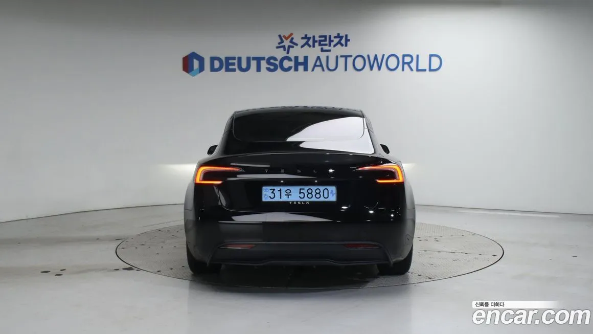 Tesla Model 3 2024 из KR, фото 4