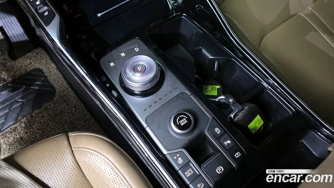 Kia Sorento — фото 9