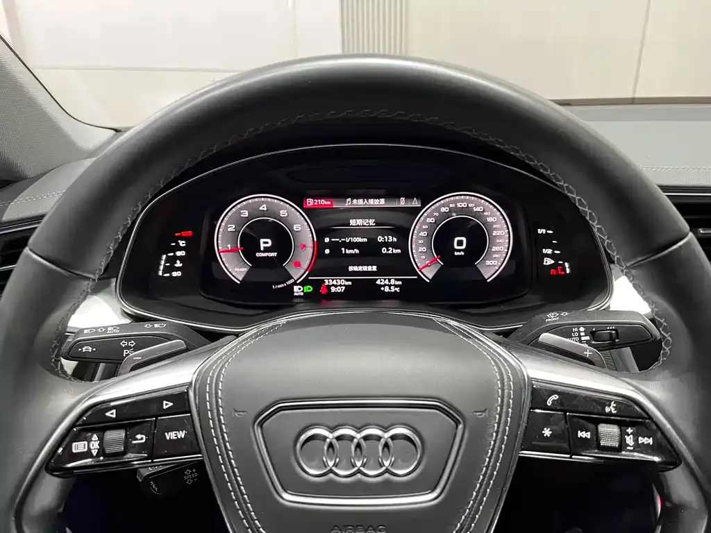 Audi A7L 2024 из CN, фото 9