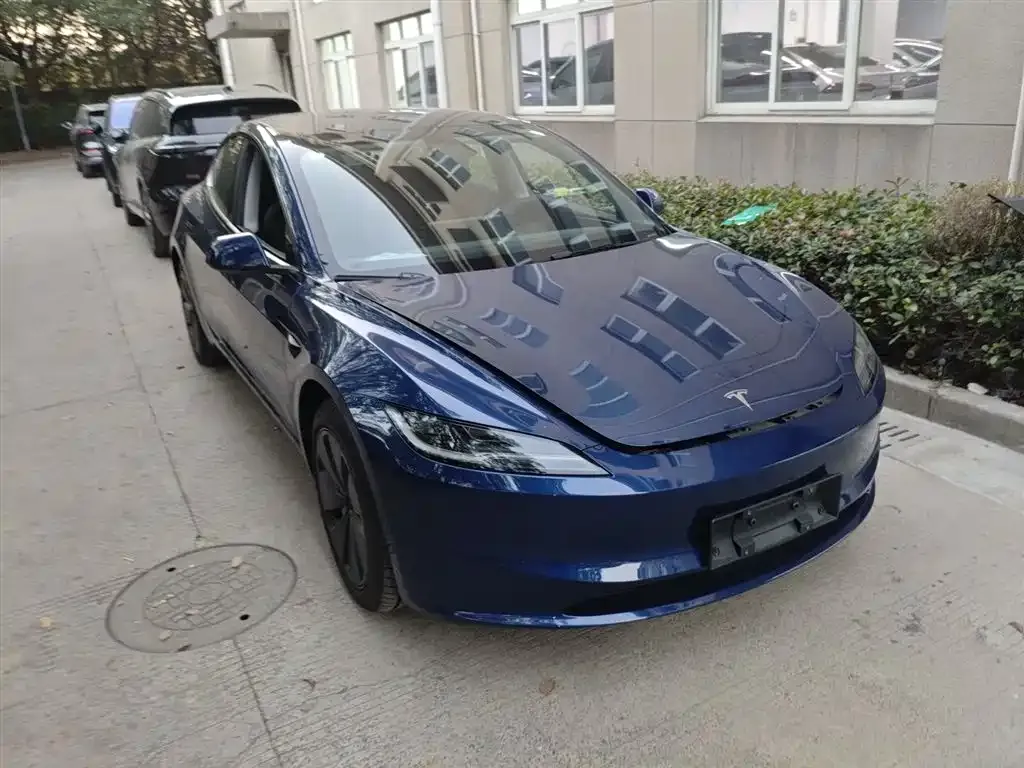 Tesla Model 3 2025 из CN, фото 4