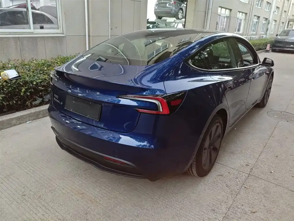 Tesla Model 3 2025 из CN, фото 7