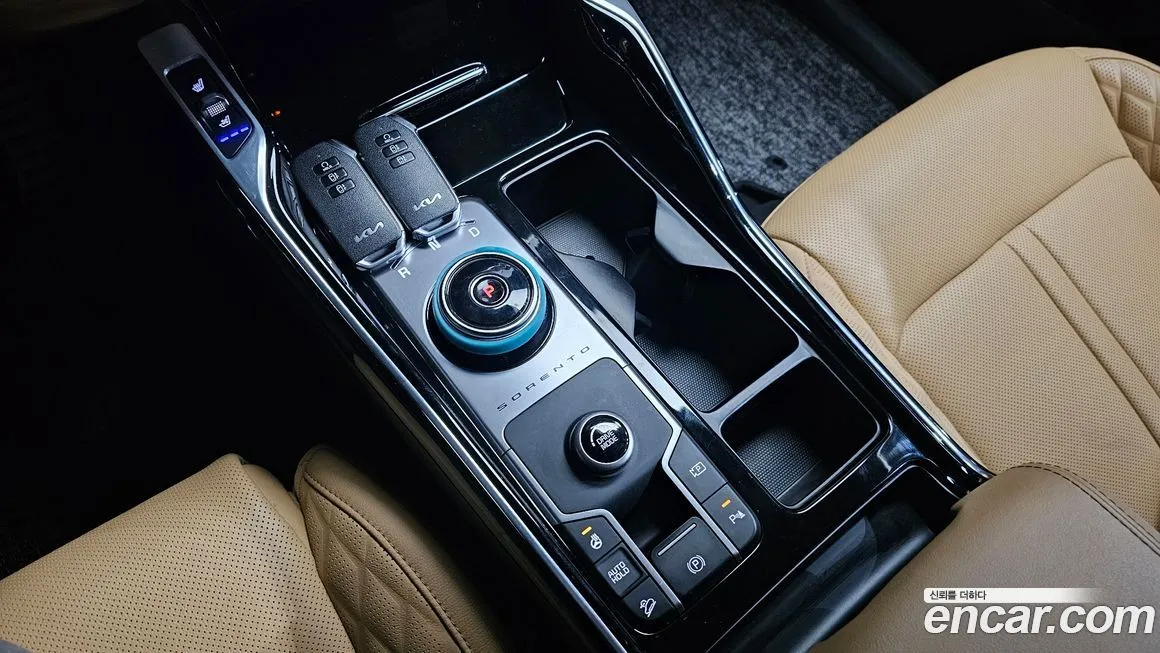 Kia Sorento — фото 9