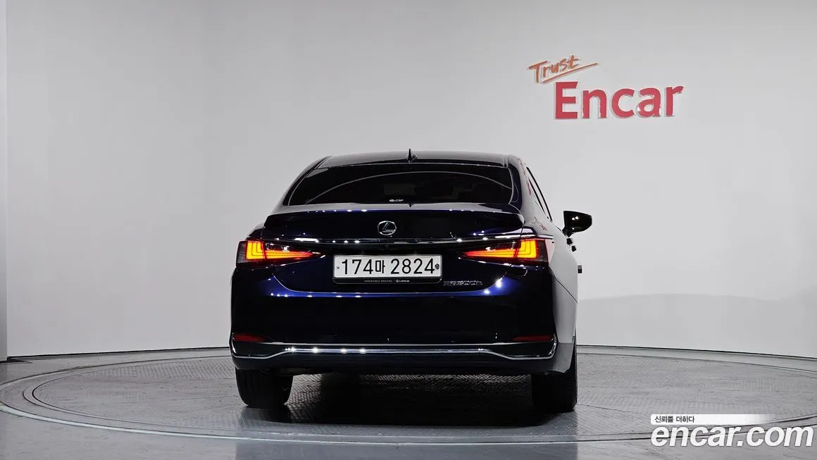 Lexus ES 2023 из KR, фото 4