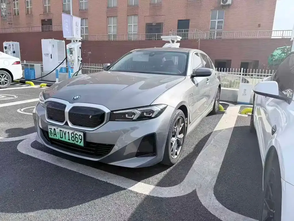 BMW i3 2023 из CN, фото 1