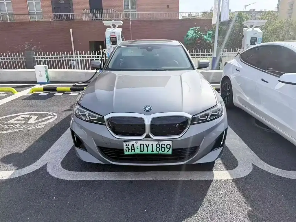 BMW i3 2023 из CN, фото 2