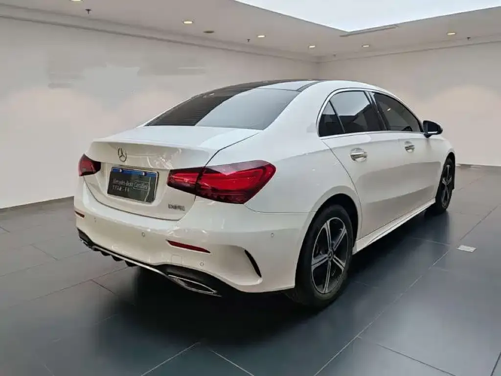 Mercedes-Benz A-Class 2023 из CN, фото 2