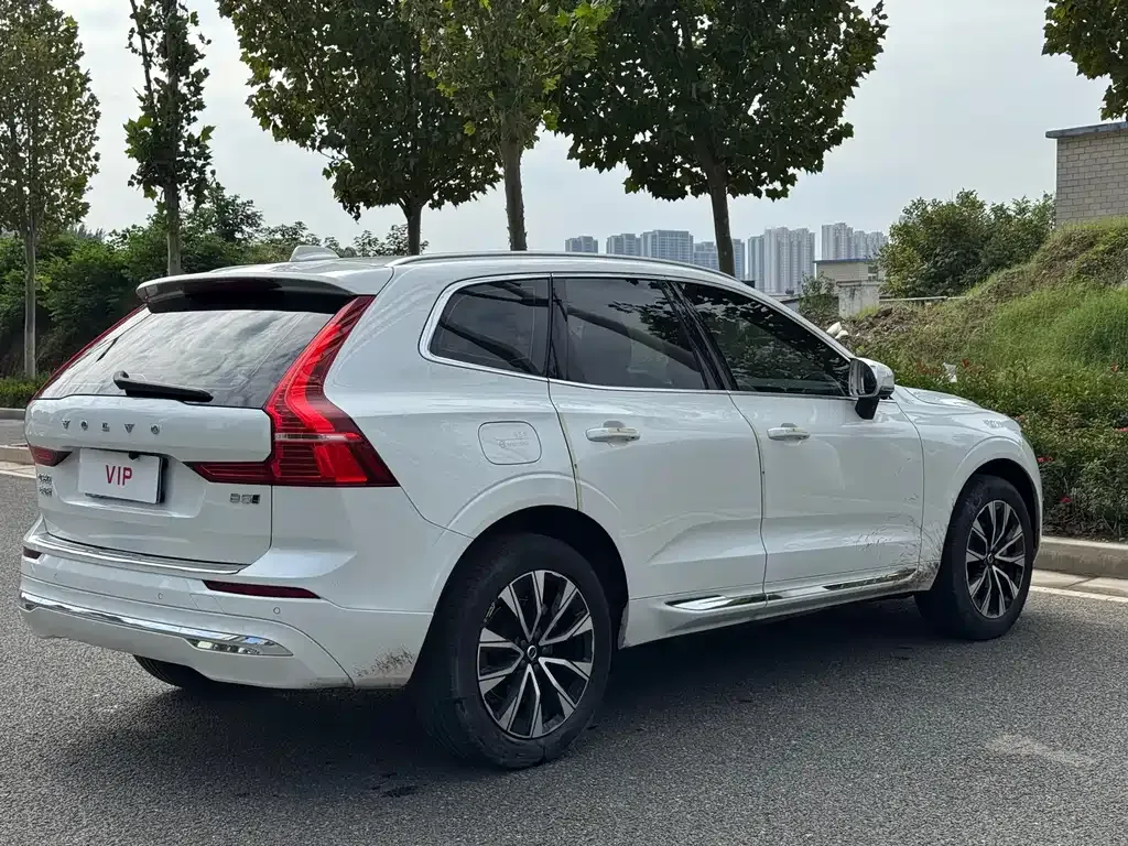 Volvo XC60 2023 из CN, фото 6