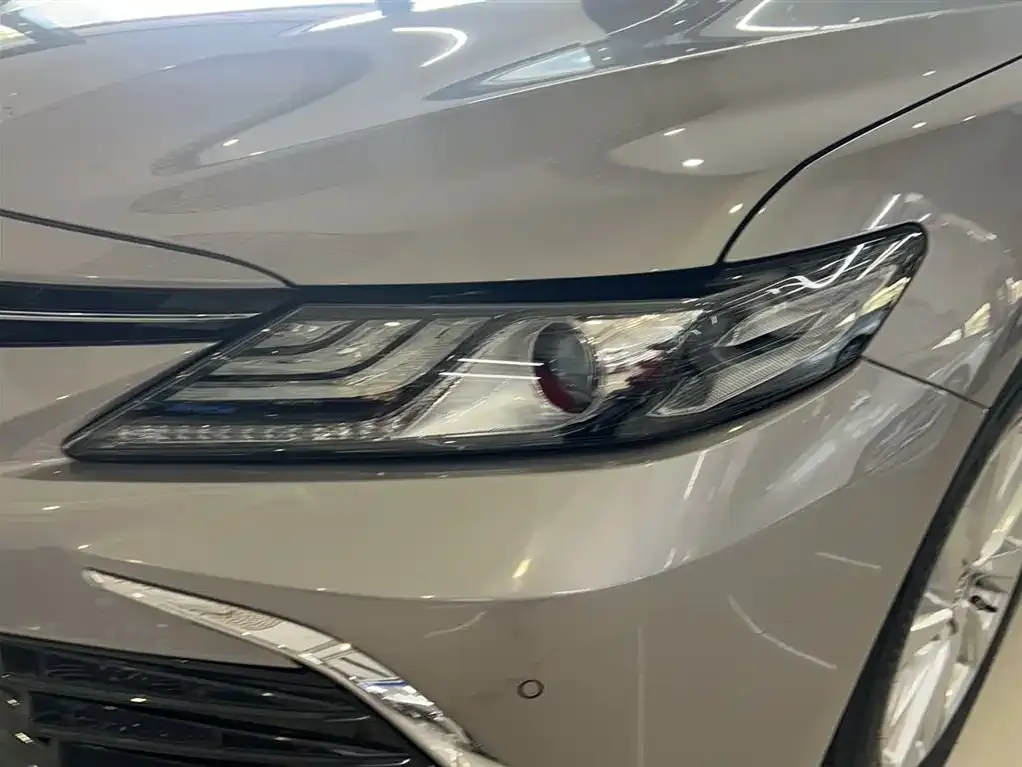 Toyota Camry 2023 из CN, фото 3