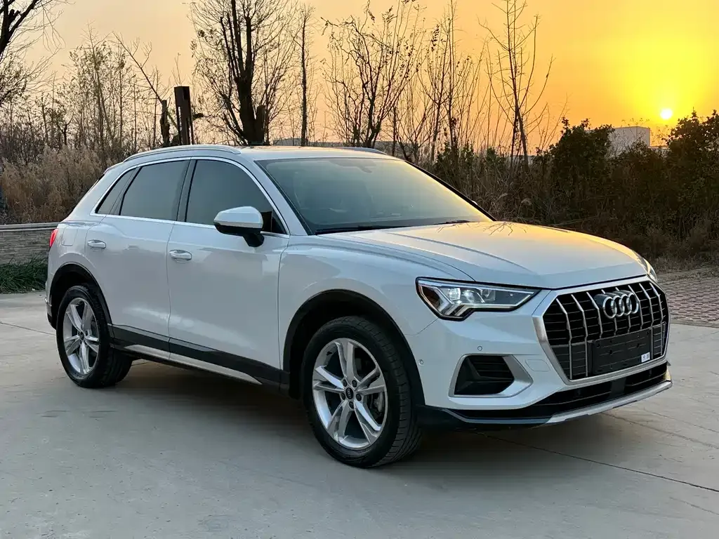 Audi Q3 2021 из CN, фото 3