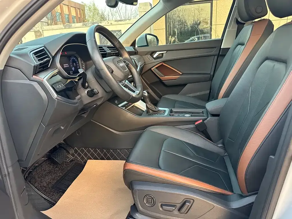 Audi Q3 2021 из CN, фото 8