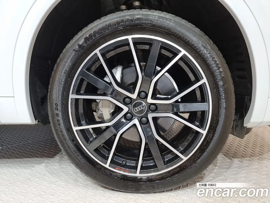 Audi Q5 2023 из KR, фото 5