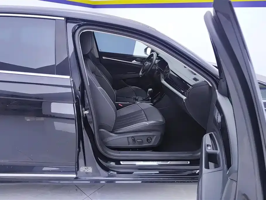 Volkswagen Passat 2022 из CN, фото 8