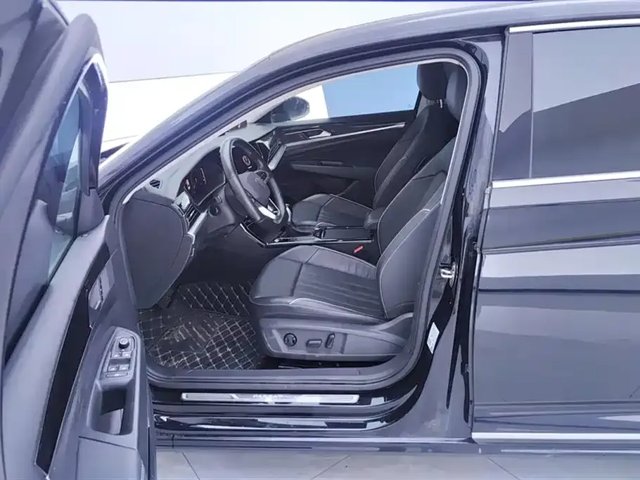 Volkswagen Passat 2022 из CN, фото 9