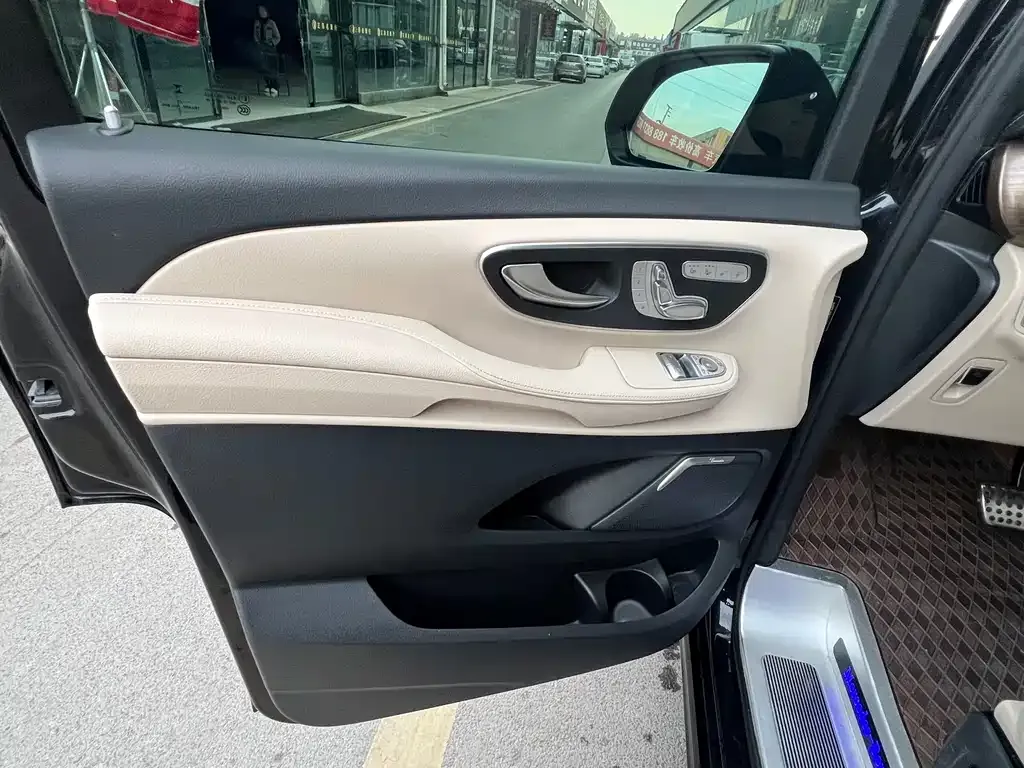 Mercedes-Benz V-Class 2024 из CN, фото 8