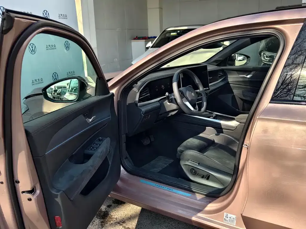 Volkswagen Passat 2024 из CN, фото 7