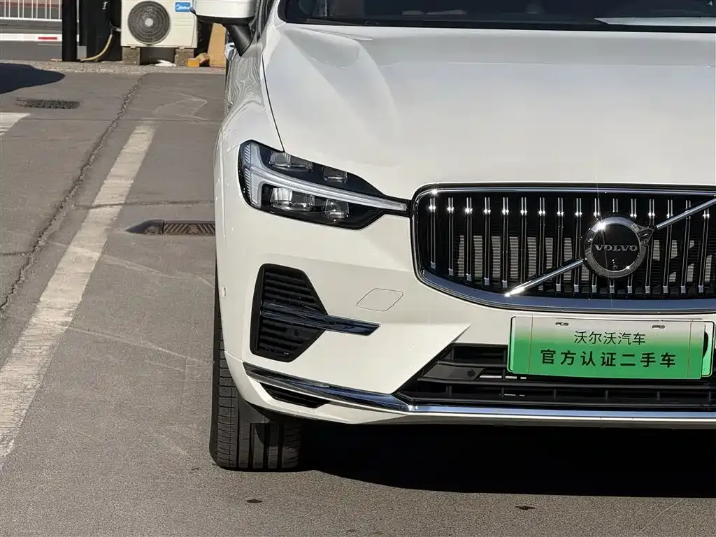 Volvo XC60 PHEV 2024 из CN, фото 4