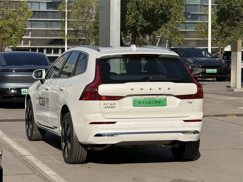 Volvo XC60 PHEV 2024 из CN, фото 7