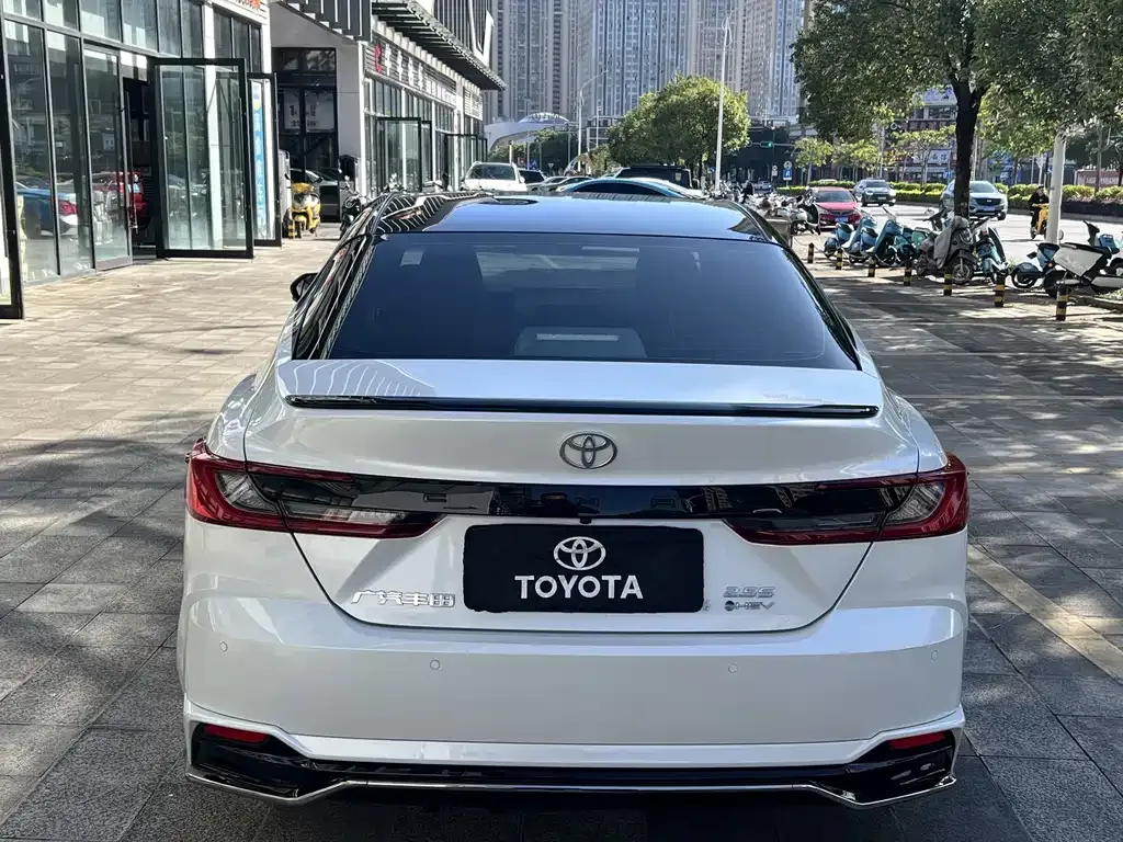 Toyota Camry 2024 из CN, фото 5