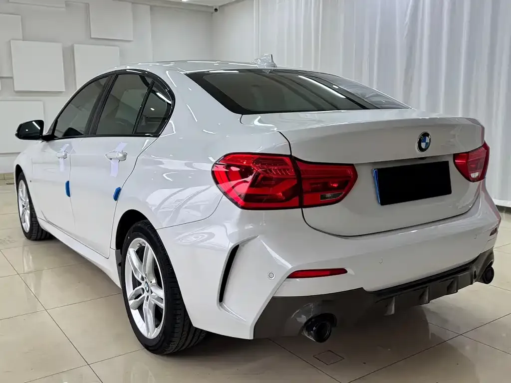 BMW 1 Series 2021 из CN, фото 4