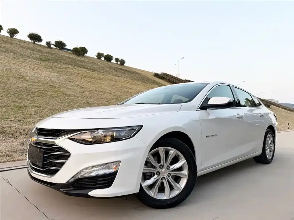 Chevrolet Malibu XL — фото 1