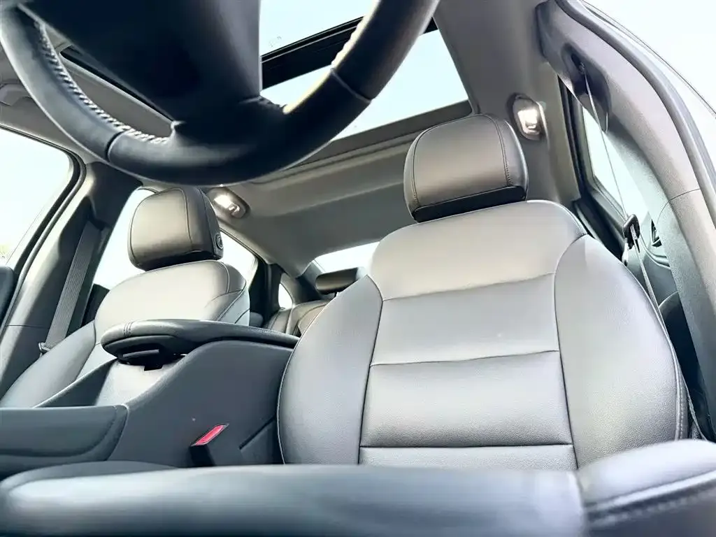 Chevrolet Malibu XL — фото 10