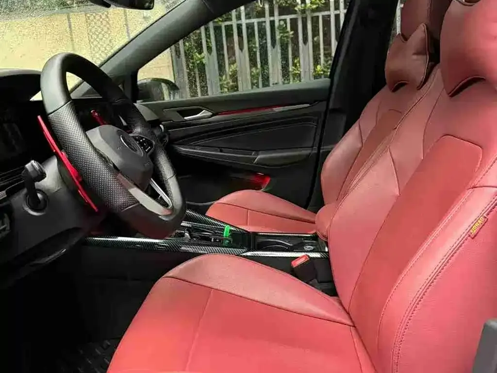 Volkswagen Golf 2021 из CN, фото 9