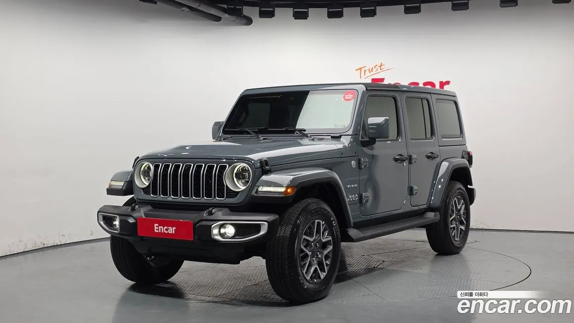 Jeep Wrangler — фото 1