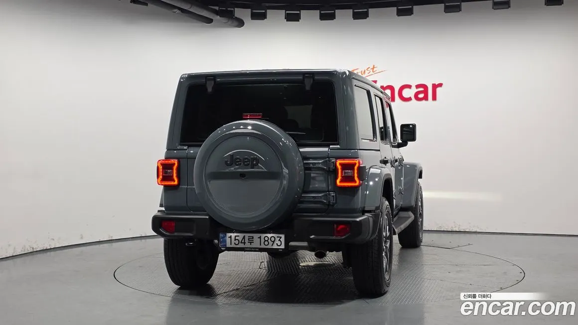 Jeep Wrangler — фото 4