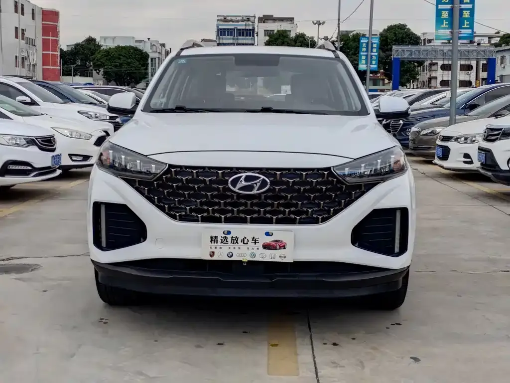 Hyundai ix35 2023 из CN, фото 2