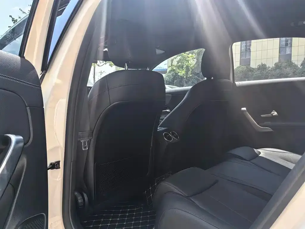 Mercedes-Benz A-Class 2021 из CN, фото 10