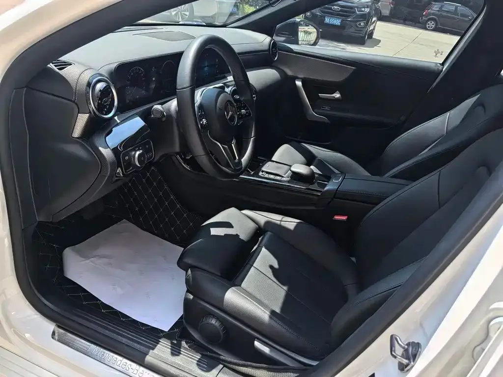 Mercedes-Benz A-Class 2021 из CN, фото 5
