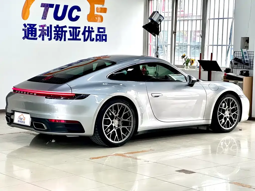 Porsche 911 2023 из CN, фото 7