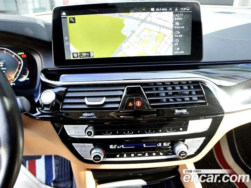 BMW 5-Series 2022 из KR, фото 10