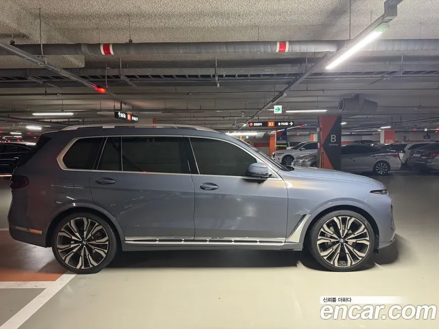 BMW X7 2023 из KR, фото 2