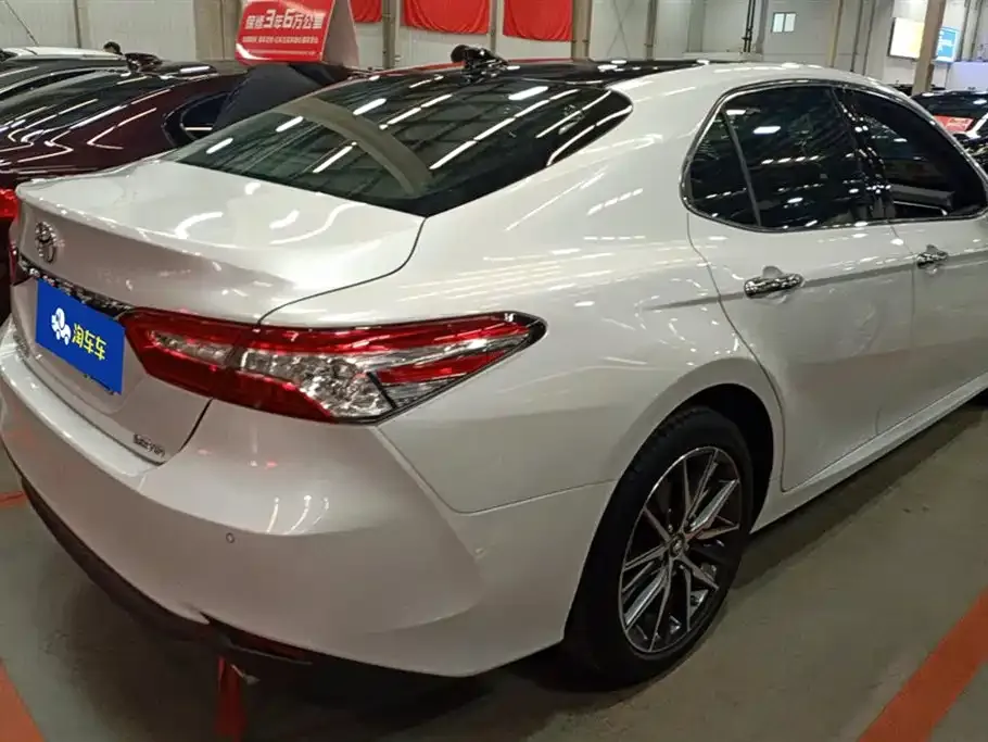 Toyota Camry 2021 из CN, фото 3
