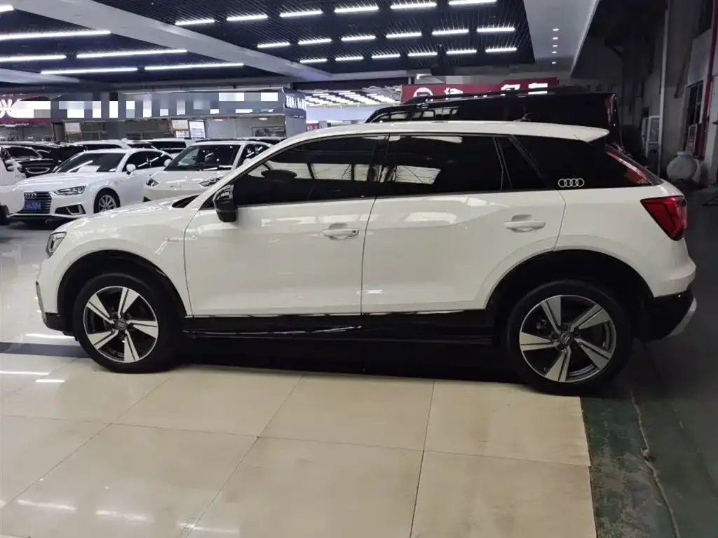 Audi Q2L 2021 из CN, фото 5