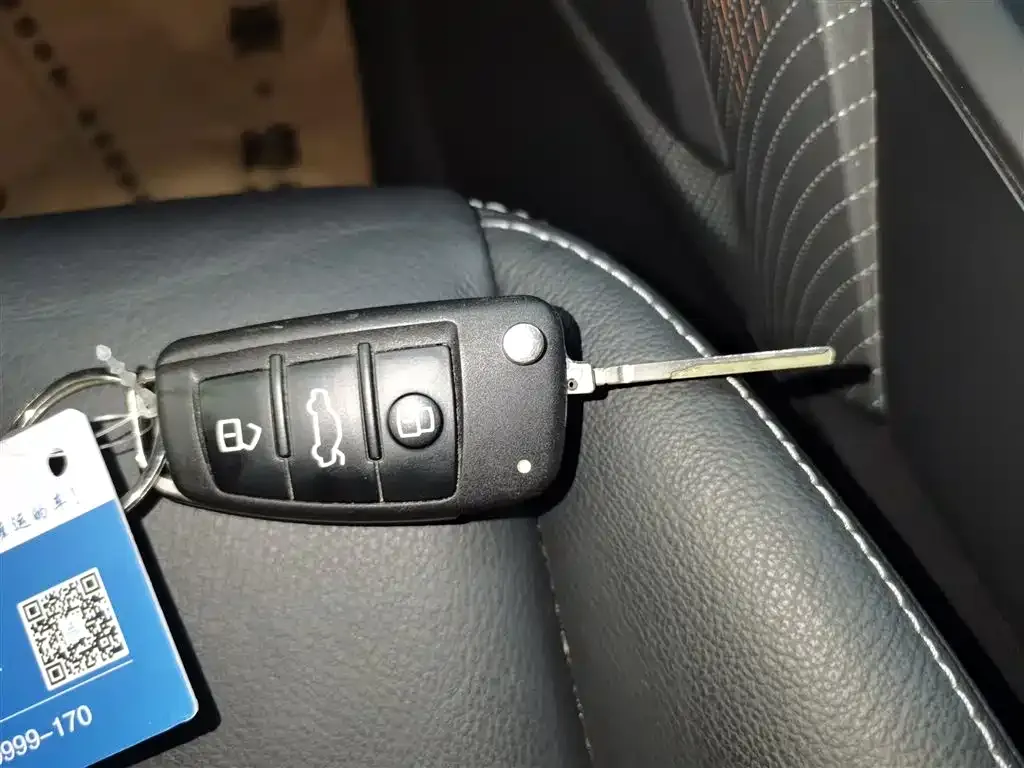 Audi Q2L 2021 из CN, фото 9
