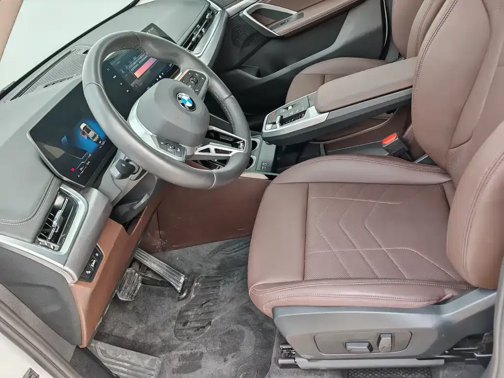 BMW X1 2025 из CN, фото 6
