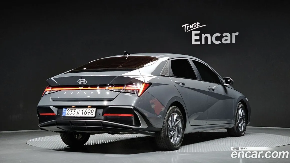 Hyundai AVANTE — фото 2